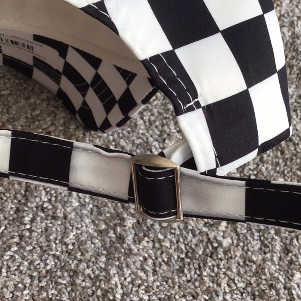 CHECKERED HAT - NWT - Picture 7 of 7